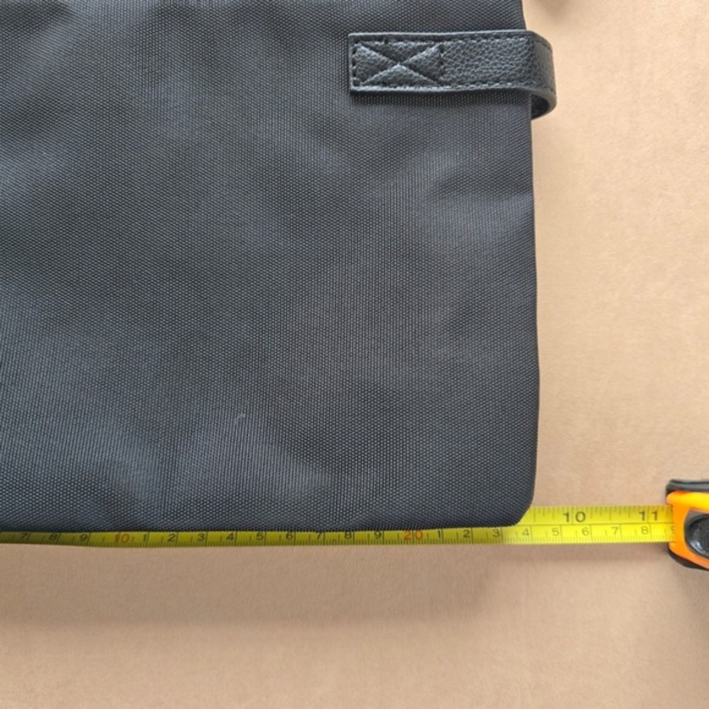 Roots 73 Black Faux Leather Nylon Crossbody Bag‎ Adjustable Strap Zipper Pockets - Picture 6 of 16